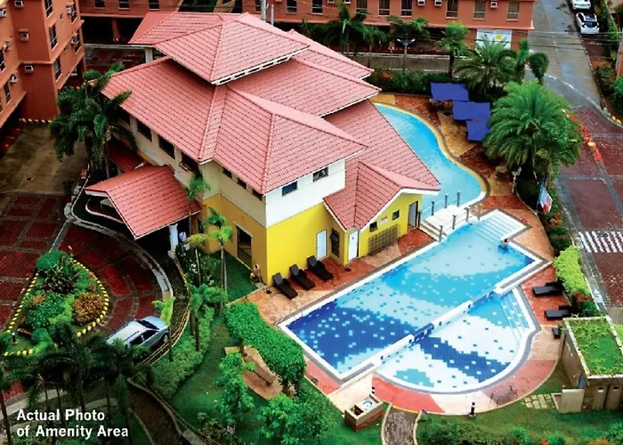 Near Manila Airport, Mailz Homez Cozy 2 Bedroom Condo, Full Kitchen, Swimming Pool, Wifi, 4R