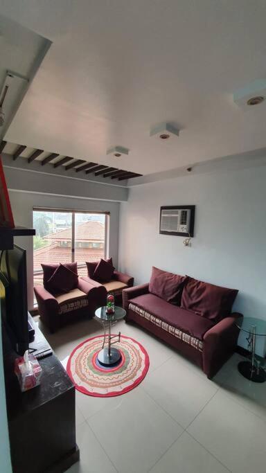 Near Airport, Mailz Homez Cozy 2 Bedroom Condo, Full Kitchen, Swimming Pool, Wifi, 4r *