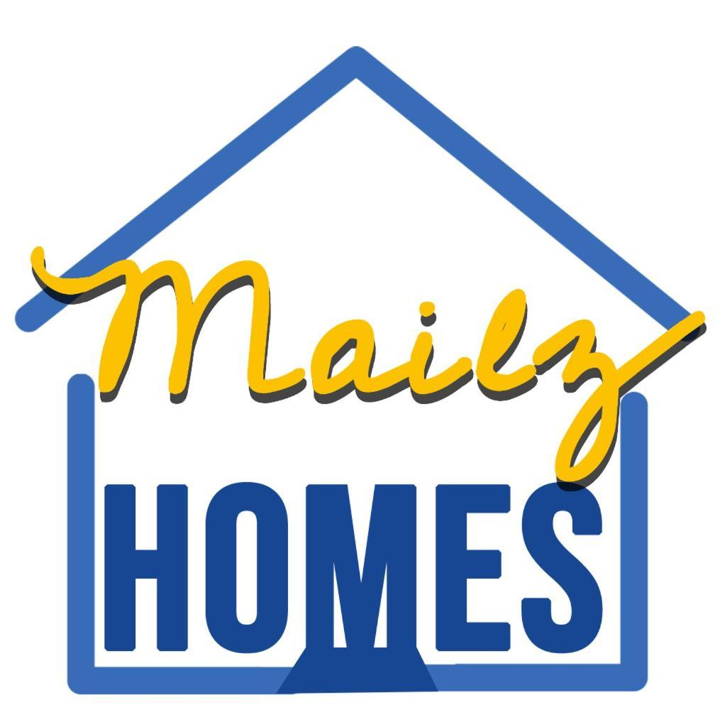 Apartment Near Airport, Mailz Homez Cozy 2 Bedroom Condo, Full Kitchen, Swimming Pool, Wifi, 4r